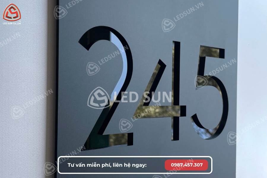 Led Sun sử dụng các chất liệu cao cấp để làm biển số nhà quận 3