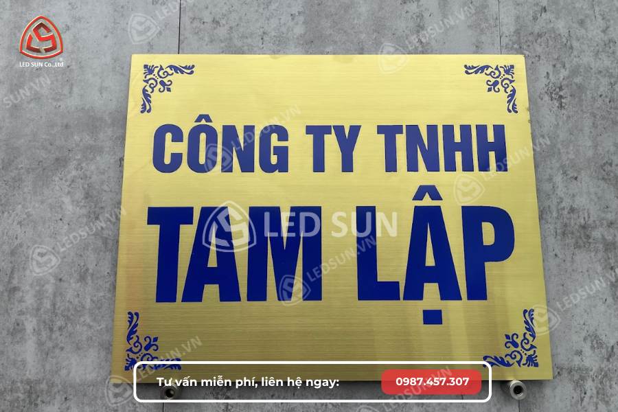 Làm biển số nhà inox cao cấp chống gỉ tại Quận 4