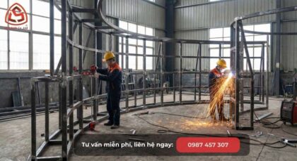 Thi công khung CNC cho màn hình LED Cong so với màn hình LED Phẳng